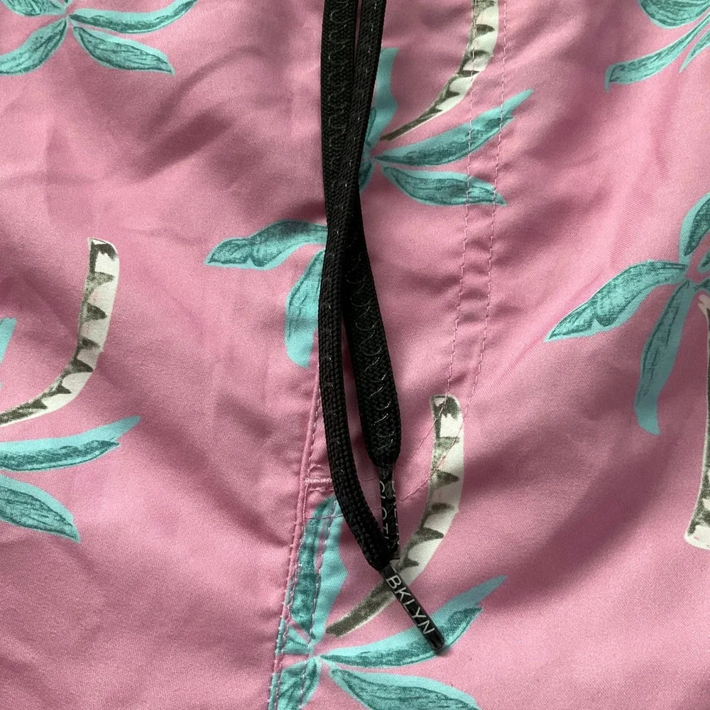 BKLYN Cloth Mens Kent Ave Volley Swim Trunks Shorts Palm Tree 2XL Bathing Suit